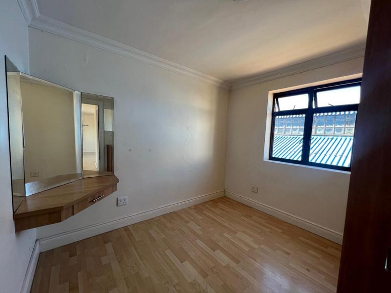 To Let 2 Bedroom Property for Rent in Belgravia Western Cape